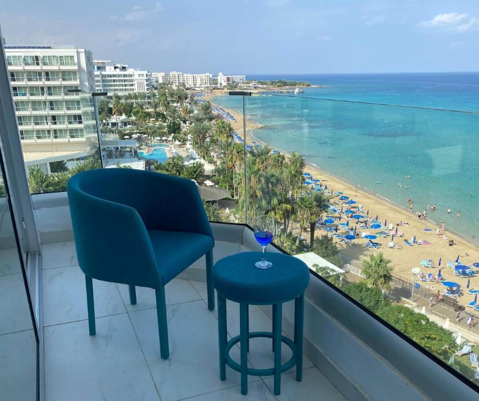 Silver Sands Beach Hotel Протарас Экстерьер фото